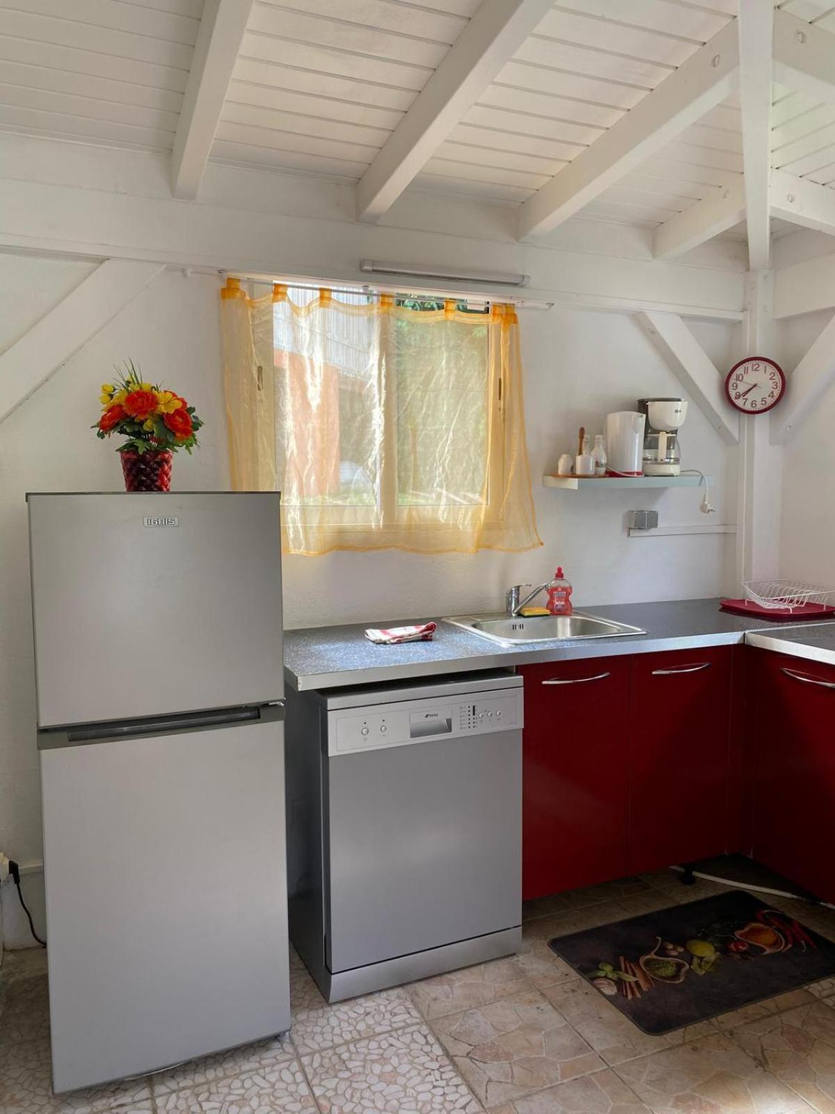 Aquaverde Eco Et Confort- Bas De Villa Avec Jardin Et Parking Le Gosier  Luaran gambar